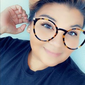 Meet your Posher, Marisol